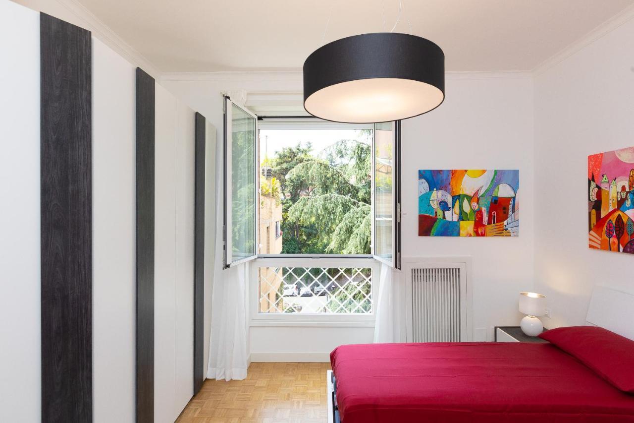 Ponte Milvio-rental In Appartamento *